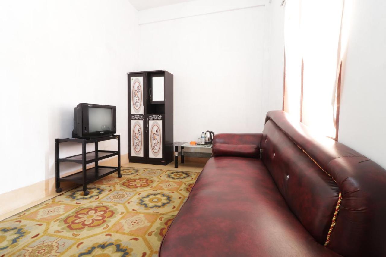 Villa Keluarga Bre Batunanggar เบอราสตากี ภายนอก รูปภาพ