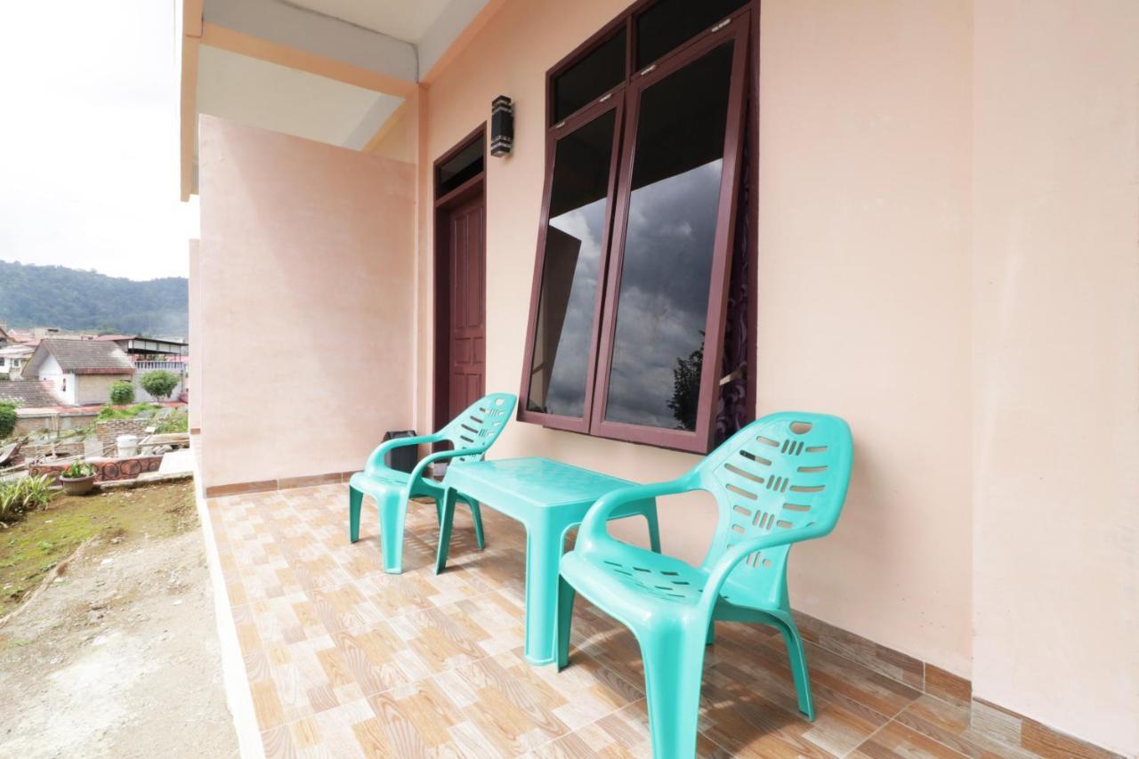 Villa Keluarga Bre Batunanggar เบอราสตากี ภายนอก รูปภาพ